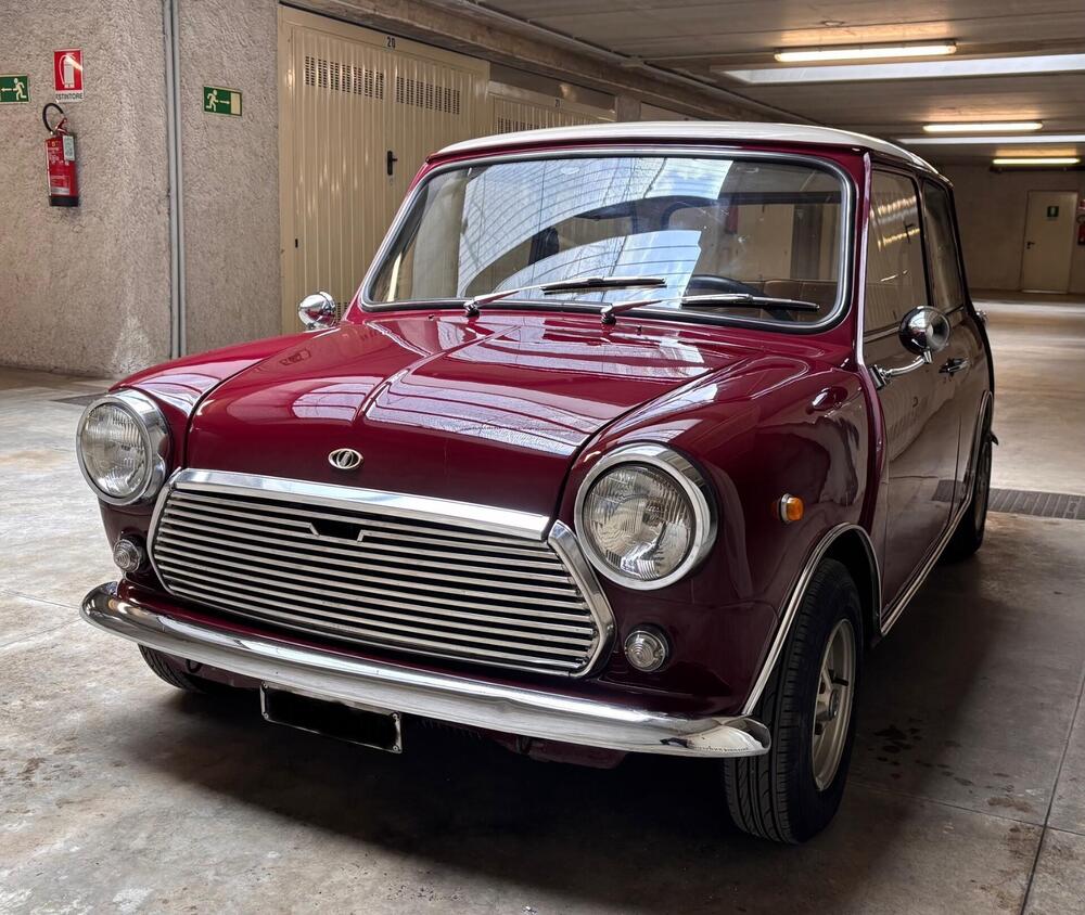 Innocenti Mini Cooper 1.000 Vetrone d'epoca a Milano (2)