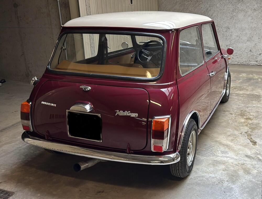 Innocenti Mini Cooper 1.000 Vetrone d'epoca a Milano (3)