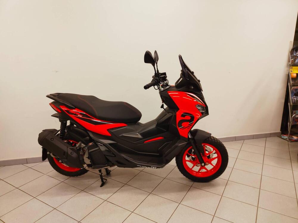 Aprilia SR GT 125 Sport (2025 - 26) (3)
