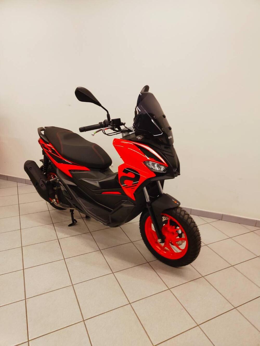Aprilia SR GT 125 Sport (2025 - 26) (4)