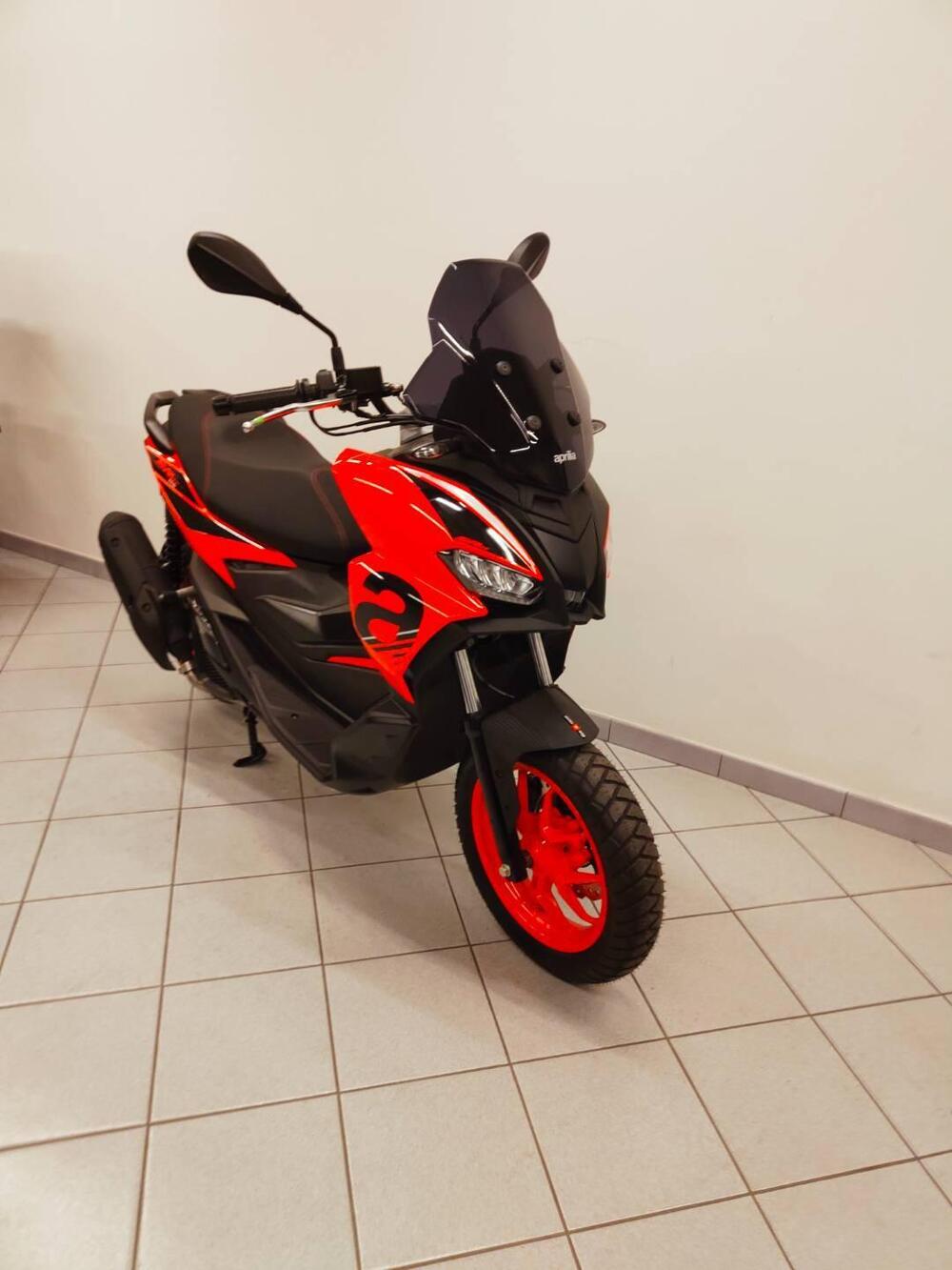 Aprilia SR GT 125 Sport (2025 - 26) (5)