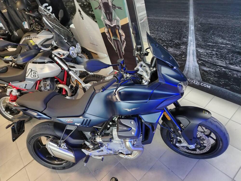 Moto Guzzi V100 Mandello S (2025 - 26) (6)