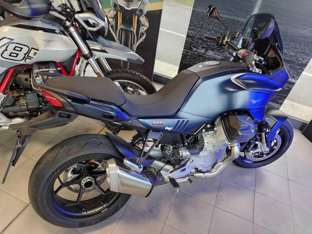 Moto Guzzi V100 Mandello S (2025 - 26) (8)