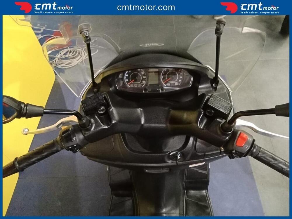 Suzuki Burgman UH 200 (2017 - 20) (9)