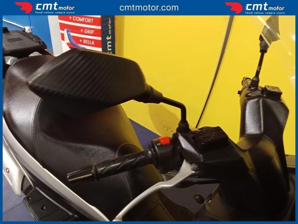 Suzuki Burgman UH 200 (2017 - 20) (10)