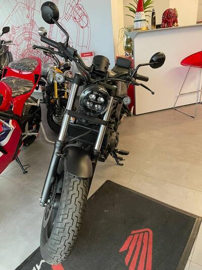 Honda CMX 500 Rebel (2025) usata