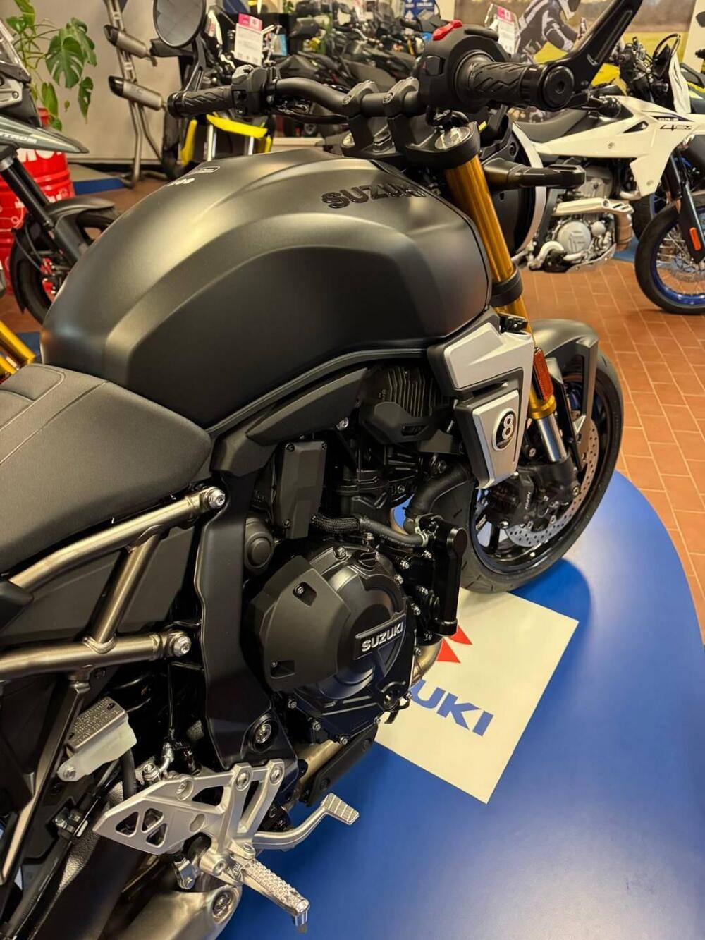 Suzuki GSX-8T (2025 - 26) (9)