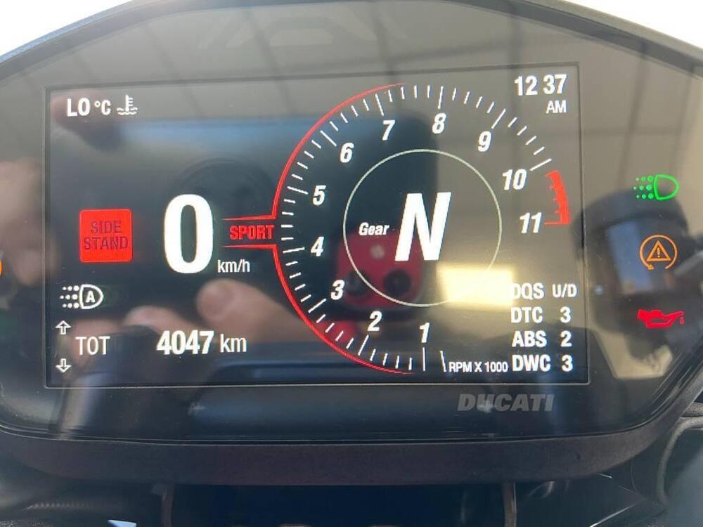 Ducati Hypermotard 950 RVE (2022 - 25) (7)