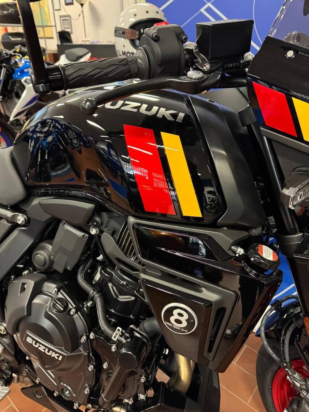 Suzuki GSX-8TT (2025 - 26) (5)
