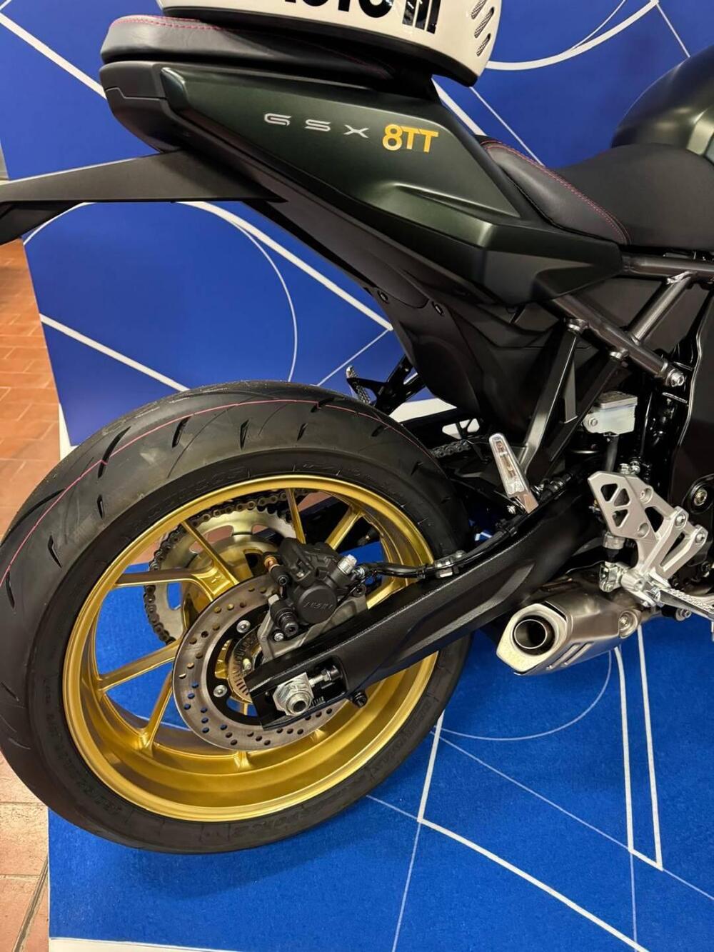 Suzuki GSX-8TT (2025 - 26) (16)