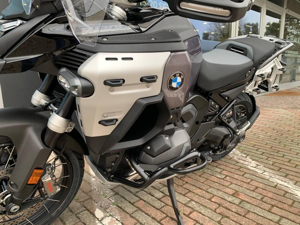 Bmw R 1300 GS Adventure Triple Black (2025 - 26) (8)
