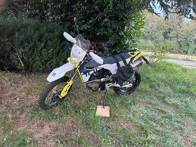 Husqvarna 701 Enduro (2023 - 25) usata