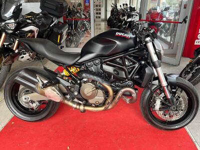 Ducati Monster 821 Dark ABS (2014 - 16) usata