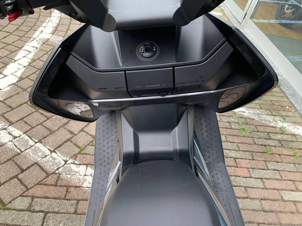 Bmw CE 04 (2021 - 25) (6)