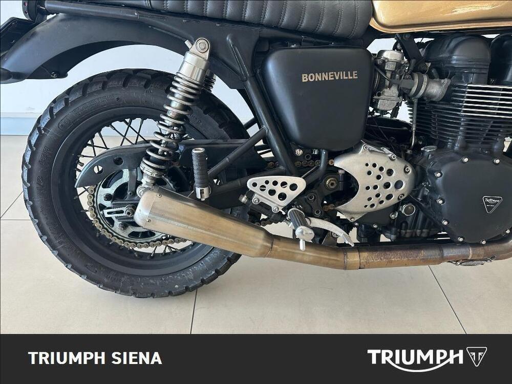 Triumph Bonneville 800 (2000 - 01) (8)