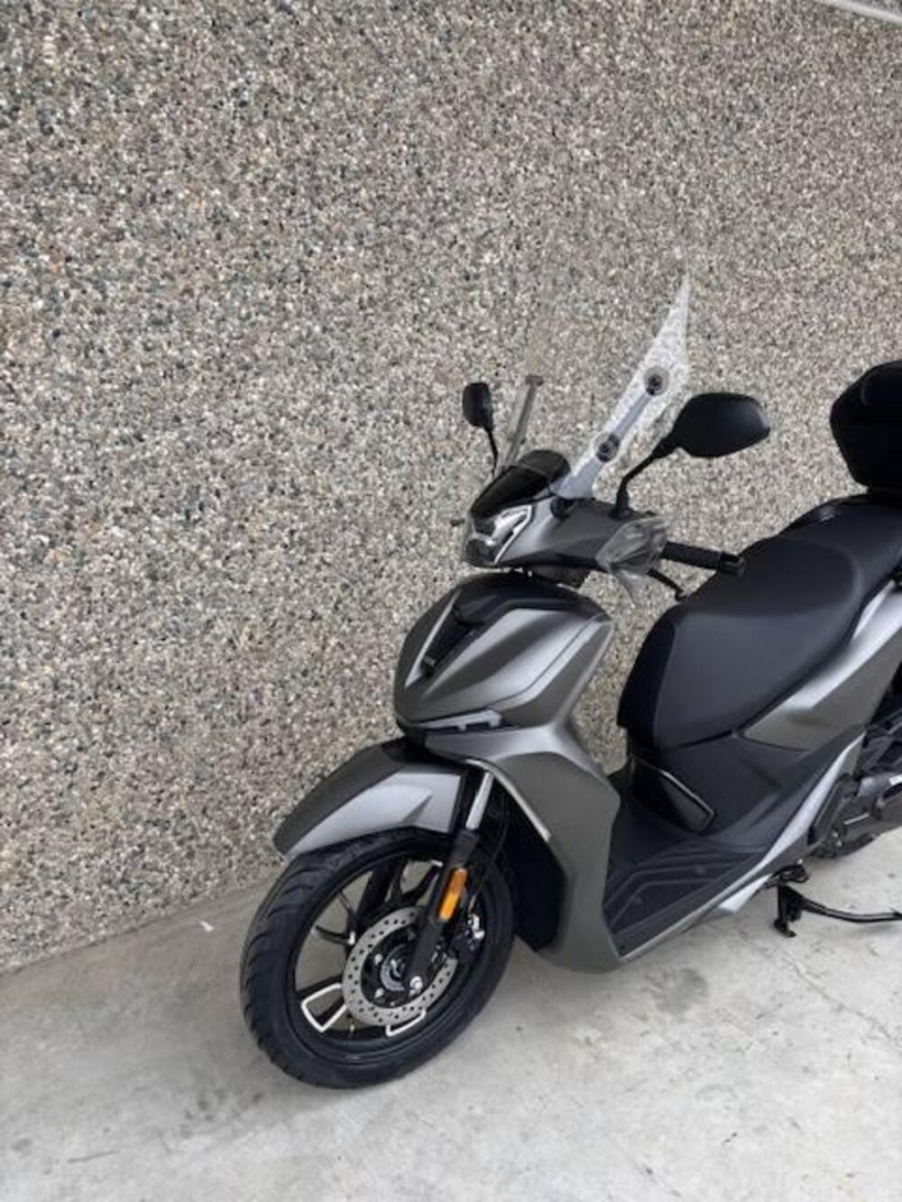 Voge Sfida SR16 125 (2025 - 26) (7)