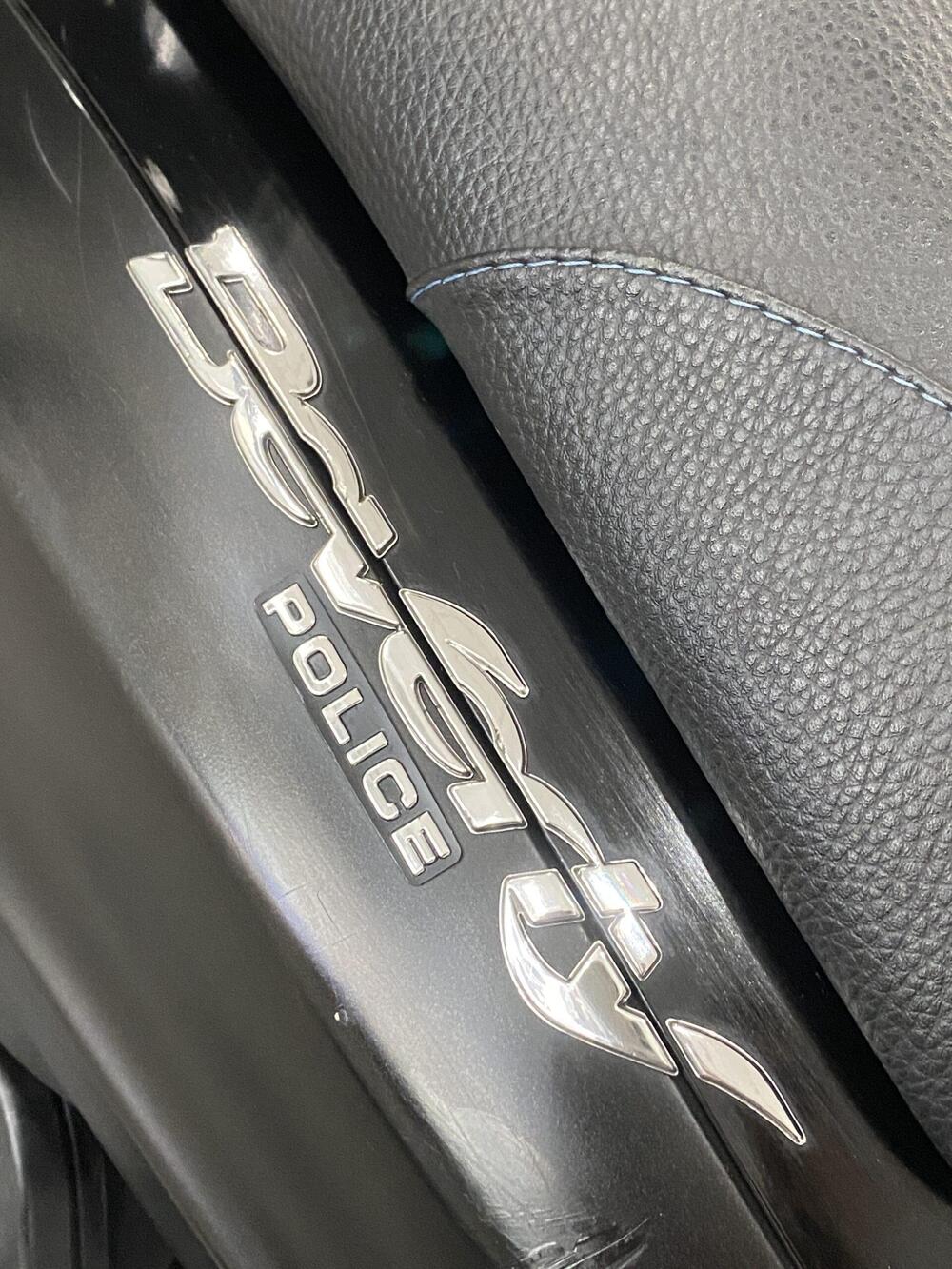 Piaggio Beverly 300 i.e. Police ABS-ASR (2017 - 20) (2)