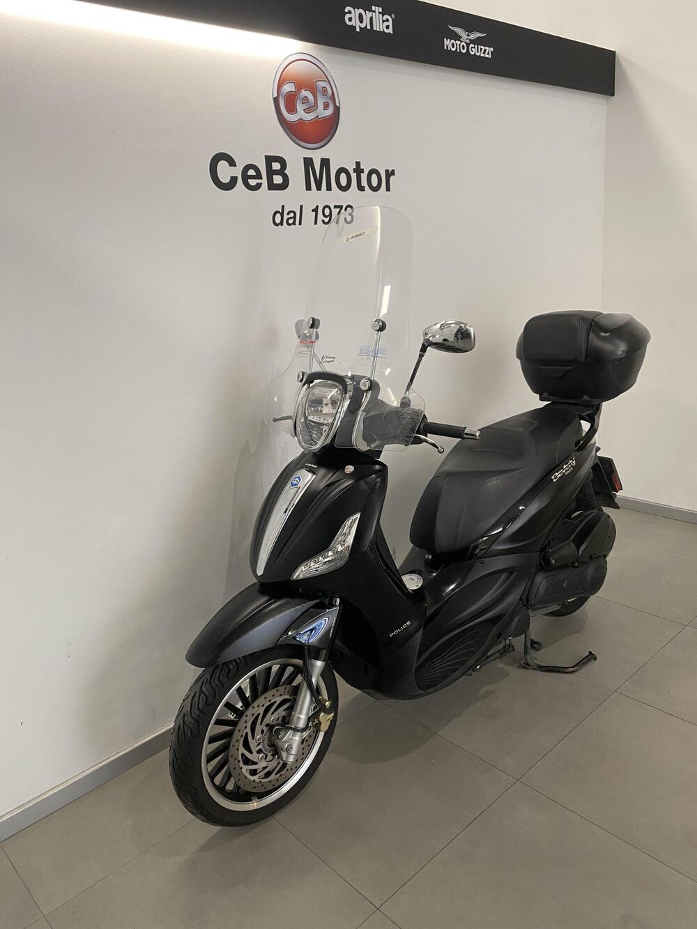 Piaggio Beverly 300 i.e. Police ABS-ASR (2017 - 20) (5)