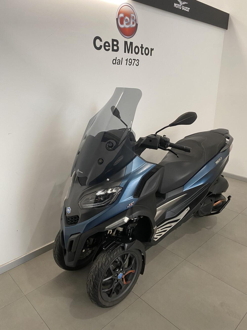 Piaggio MP3 530 Hpe Exclusive (2025 - 26) (6)