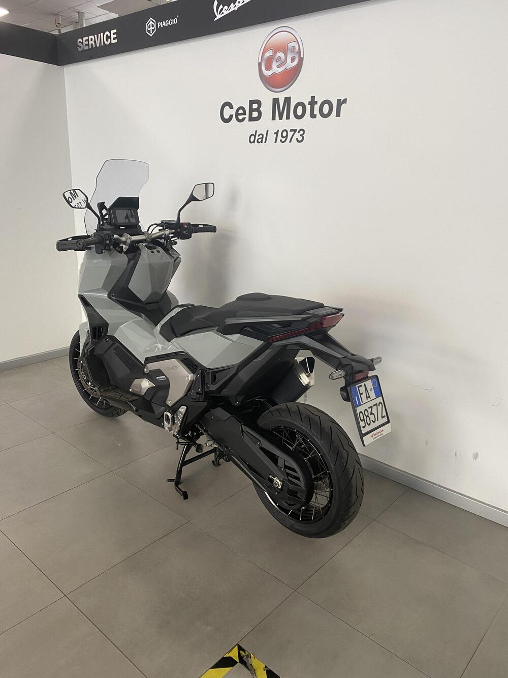 Honda X-ADV 750 DCT (2021 - 24) (4)