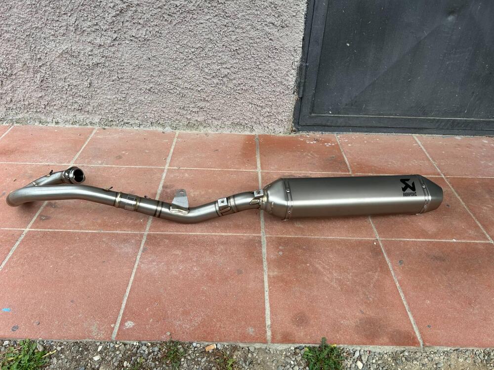 SCARICO HUSQVARNA Akrapovic (2)
