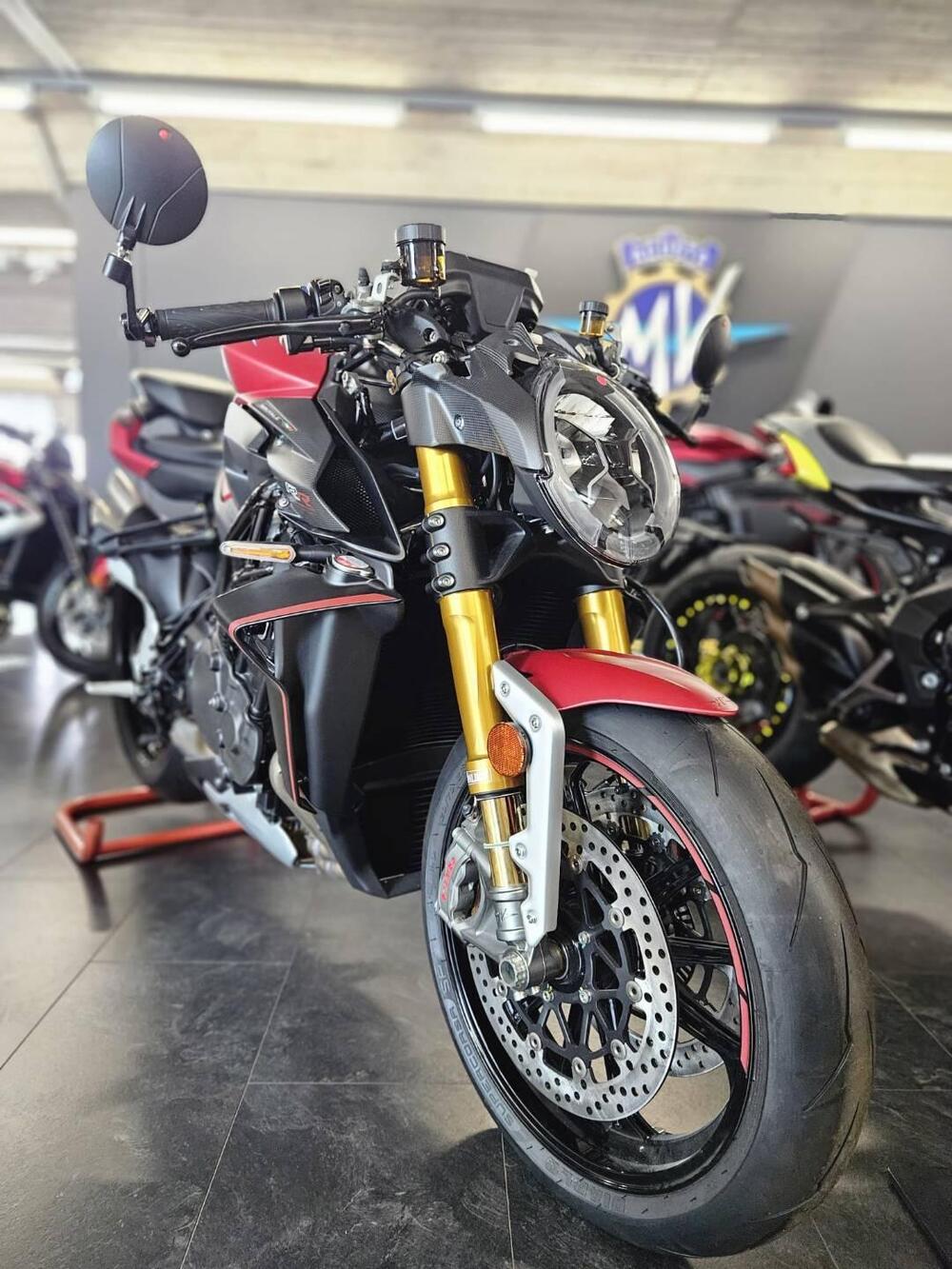 MV Agusta Brutale 1000 RR (2021 - 25) (7)