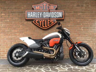 Harley-Davidson 114 FXDR (2019 - 20) usata