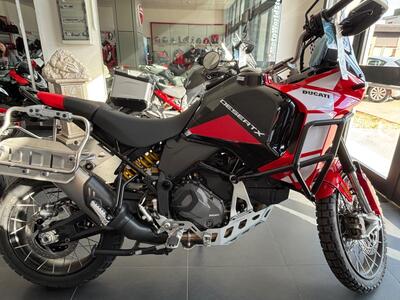 Ducati DesertX Discovery (2025) usata