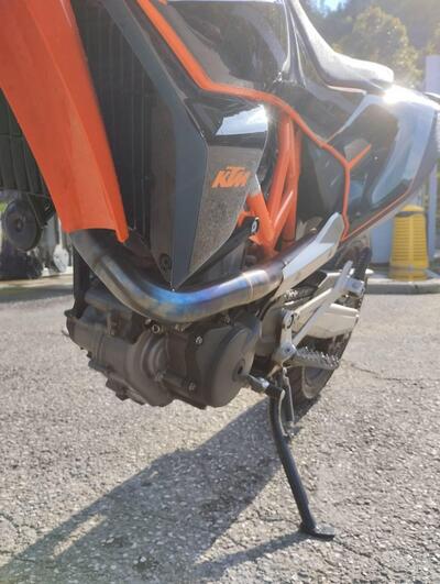 KTM 690 SMC R (2023 - 25) usata