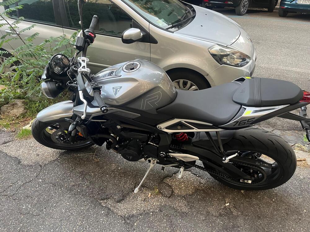 Triumph Street Triple 765 R (2023 - 26) (2)