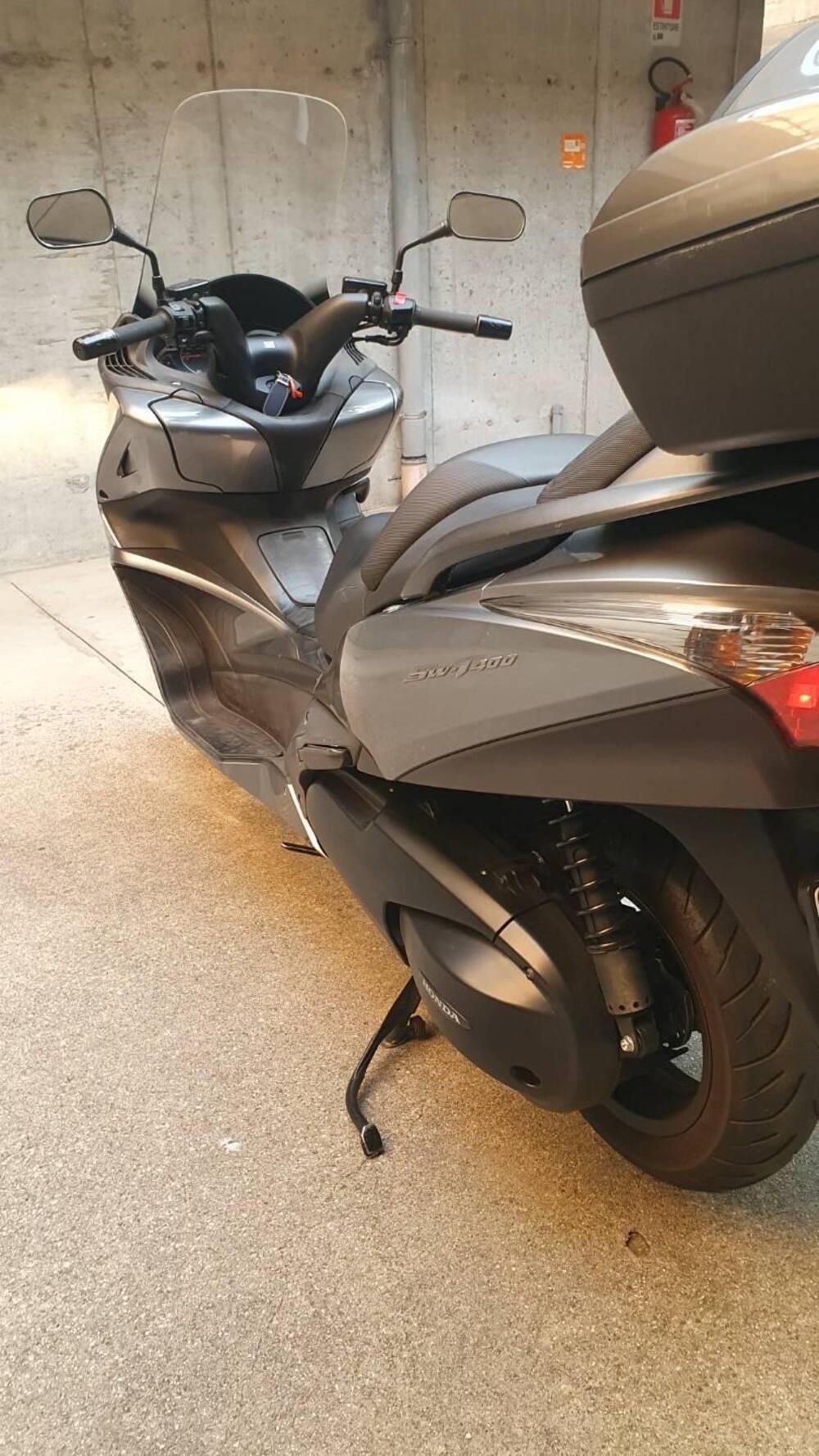 Honda Silver Wing 400 (2006 - 09) (7)