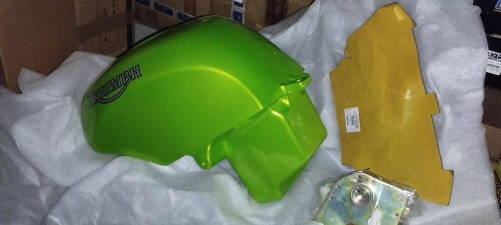 serbatio speed triple 885/955 roulette green Triumph