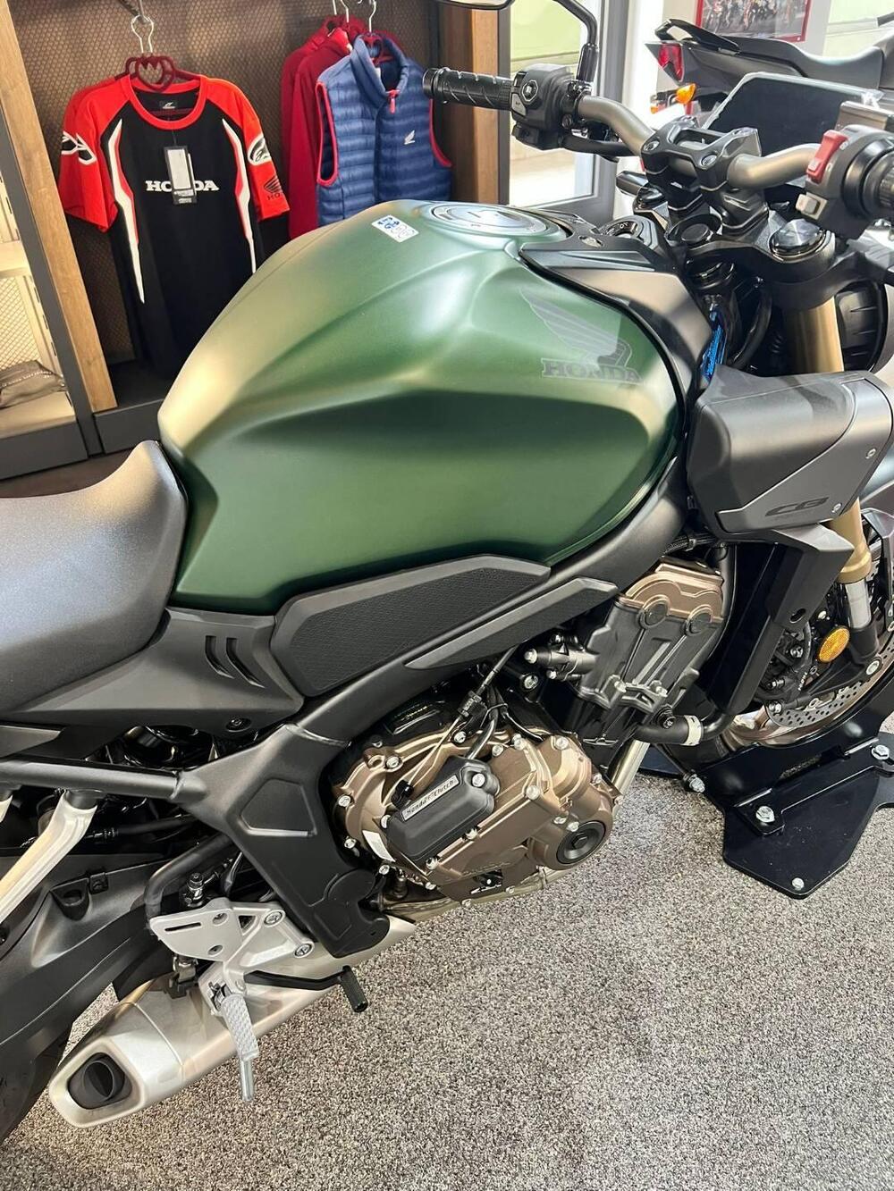 Honda CB 650 R E-Clutch (2024 - 26) (2)