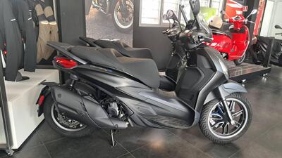 Piaggio Beverly 400 (2025) nuova