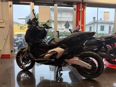 Honda X-ADV 750 (2025) usata