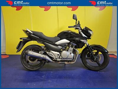 Suzuki Inazuma 250 (2012 - 17) usata