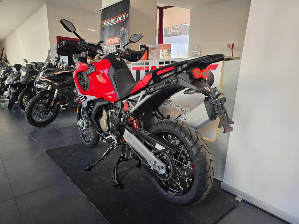 MV Agusta LXP Enduro Veloce (2024 - 25) (6)