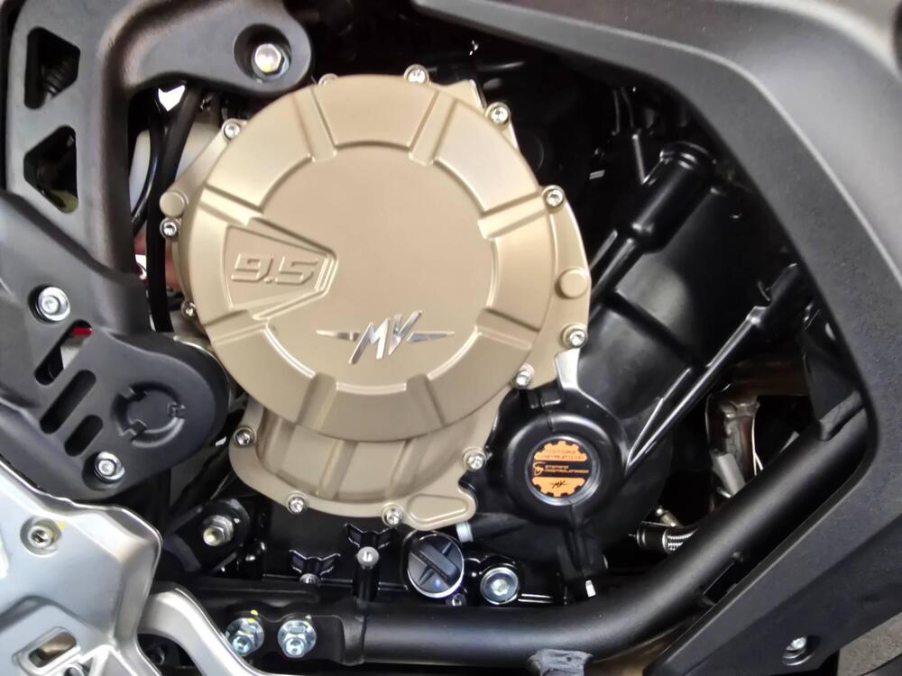 MV Agusta LXP Enduro Veloce (2024 - 25) (11)