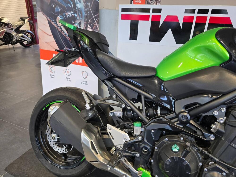 Kawasaki Z 900 A2 (2021 - 24) (10)
