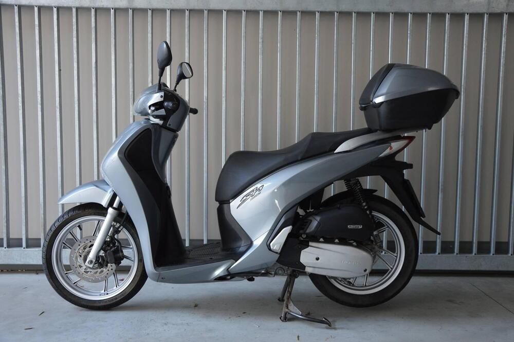 Honda SH 150 i ABS (2013 - 16) (3)