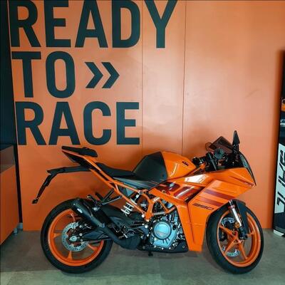 KTM RC 390 (2022 - 25) nuova