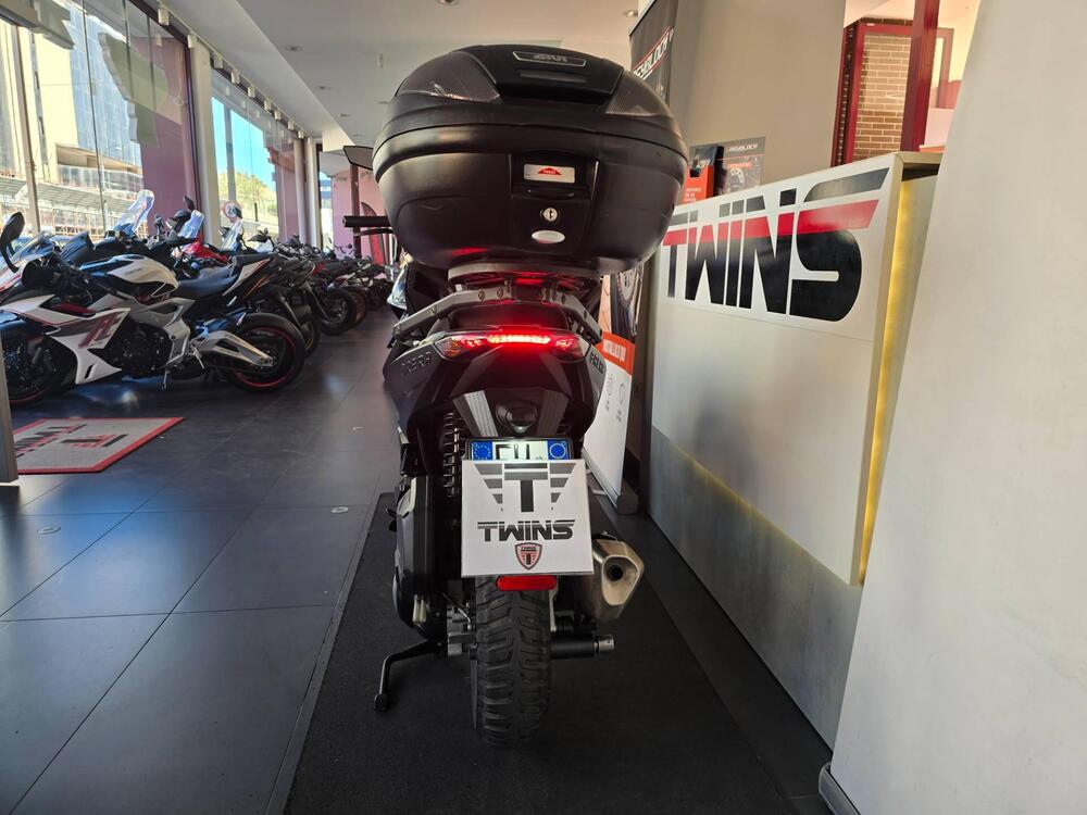 Kl Brera 300 (2022 - 25) (6)