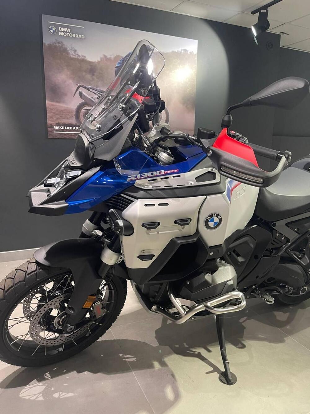 Bmw R 1300 GS Adventure Trophy (2025 - 26) (4)