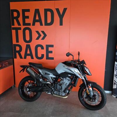 KTM 790 Duke L (2023 - 24) nuova