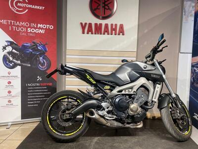 Yamaha MT-09 ABS (2013 - 15) usata