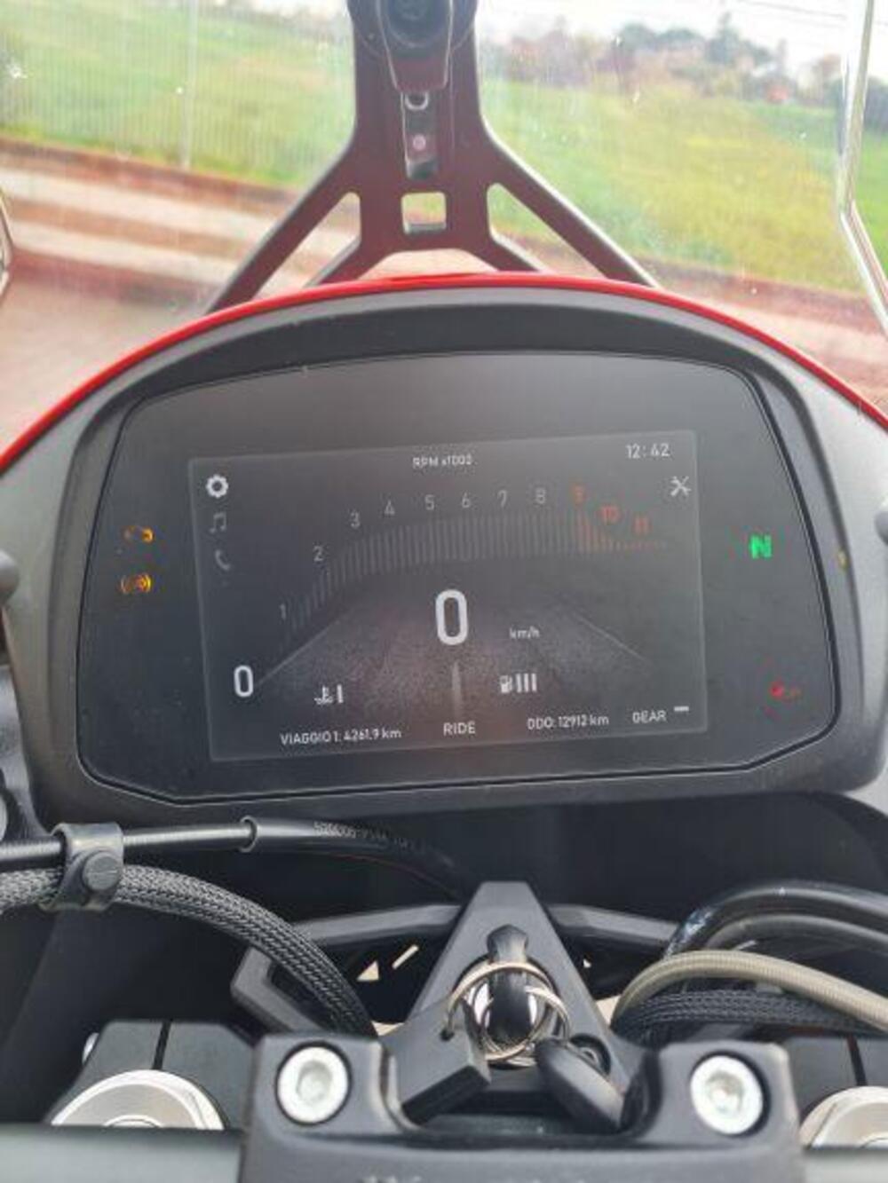 Moto Morini X-Cape 650 Gold Wheels Edition (2022 - 26) (7)