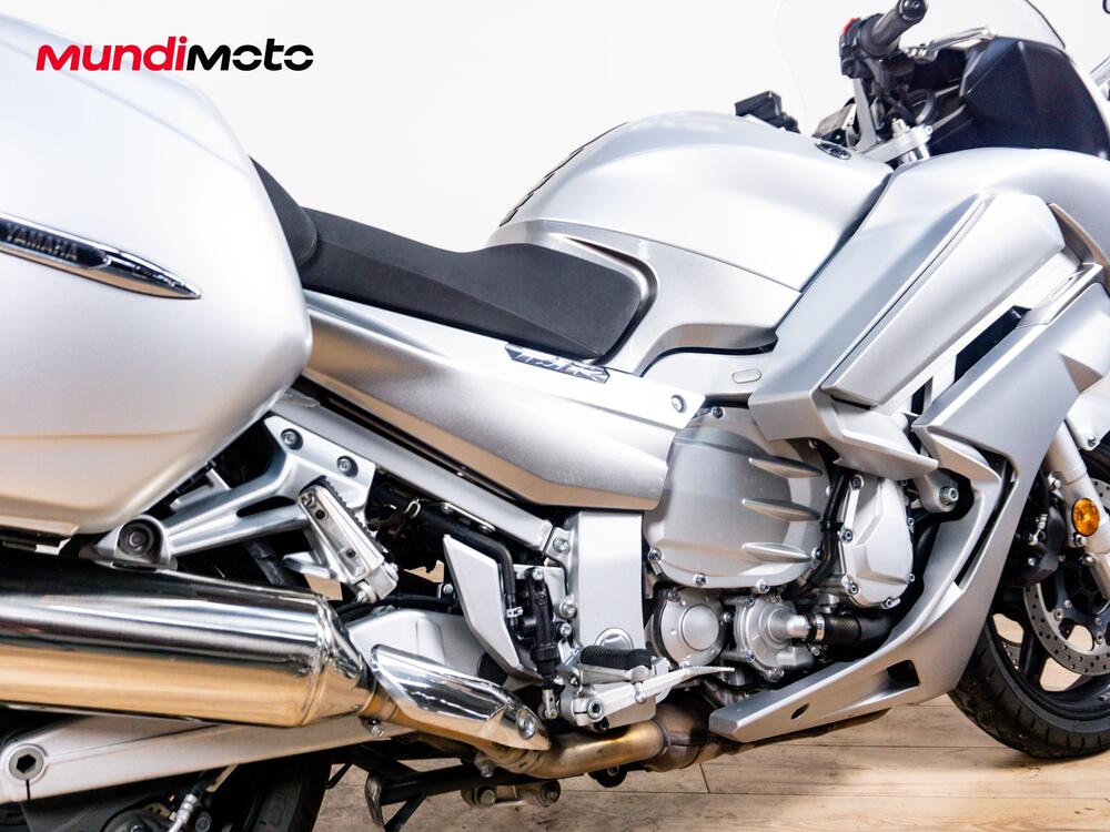 Yamaha FJR 1300 A (2013 - 15) (4)