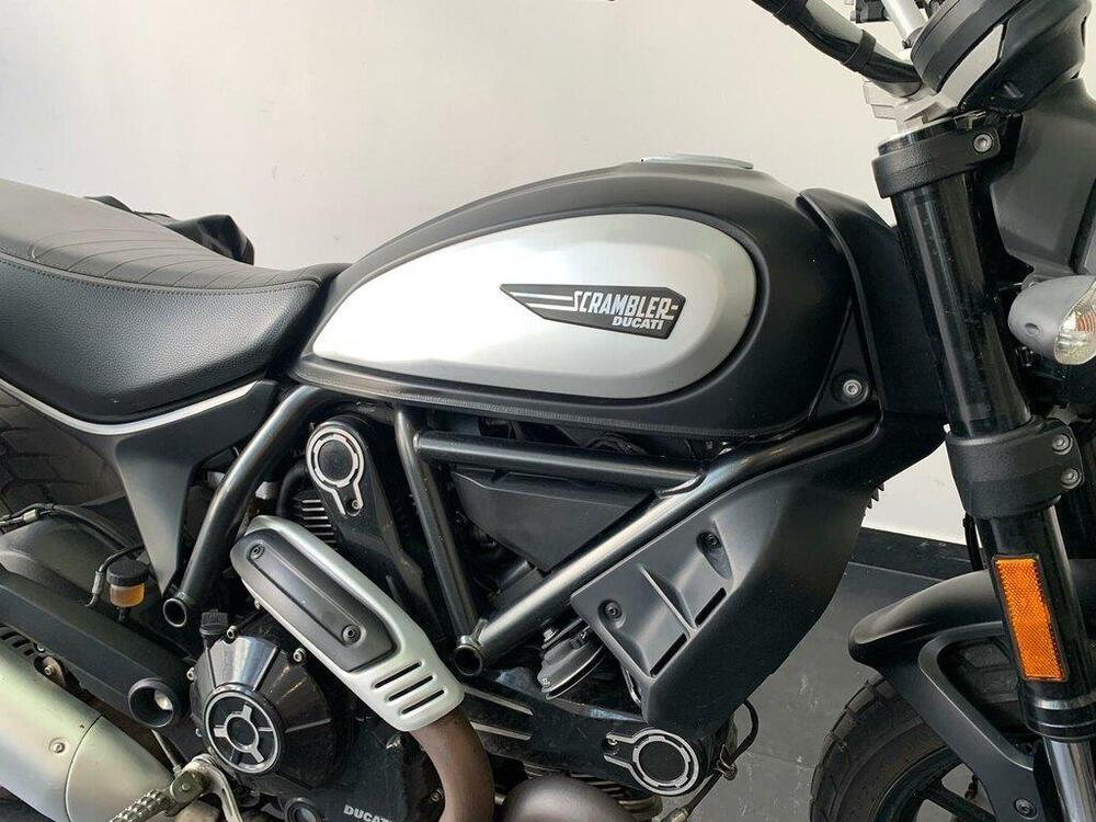 Ducati Scrambler 800 Icon Dark (2020) (9)