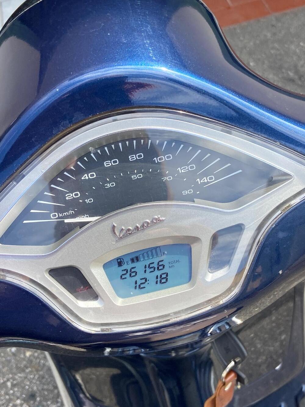 Vespa Primavera 125 3V i-get ABS (2017 - 18) (5)