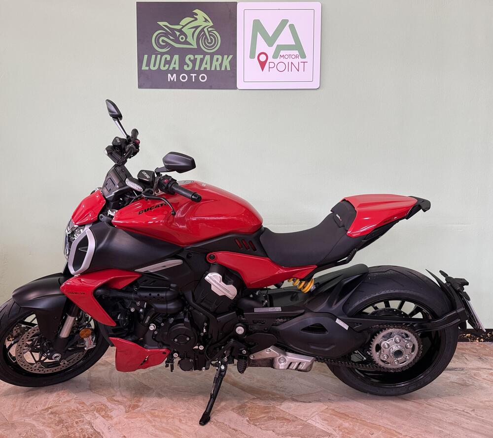Ducati Diavel V4 (2023 - 26) (2)
